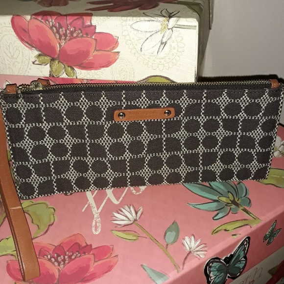 kate spade Handbags - Kate Spade wristlet
